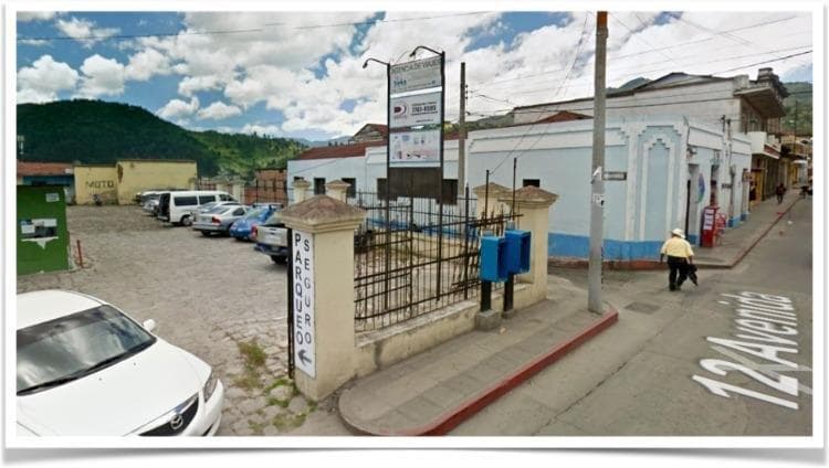 En Venta Centro Comercial en Quetzaltenango - foto 1