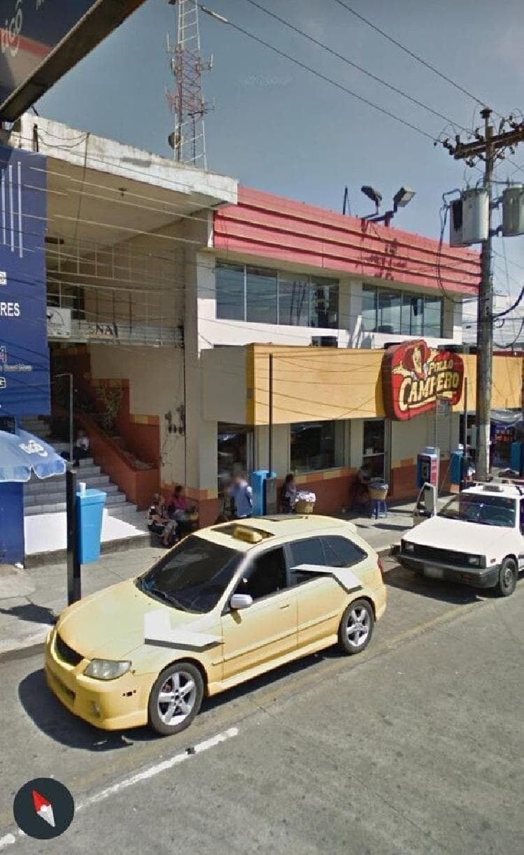 Local comercial en RENTA Centro Comercial Mazatenango - foto 3