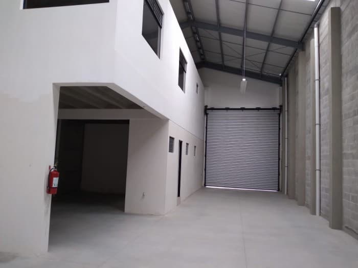 CITYMAX-XELA RENTA OFIBODEGA NUEVA 252.58m2  en Xela - foto 4