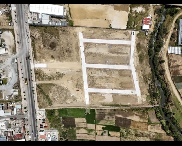 Renta terreno comercial cerca del Monumento al Migrante - foto 3