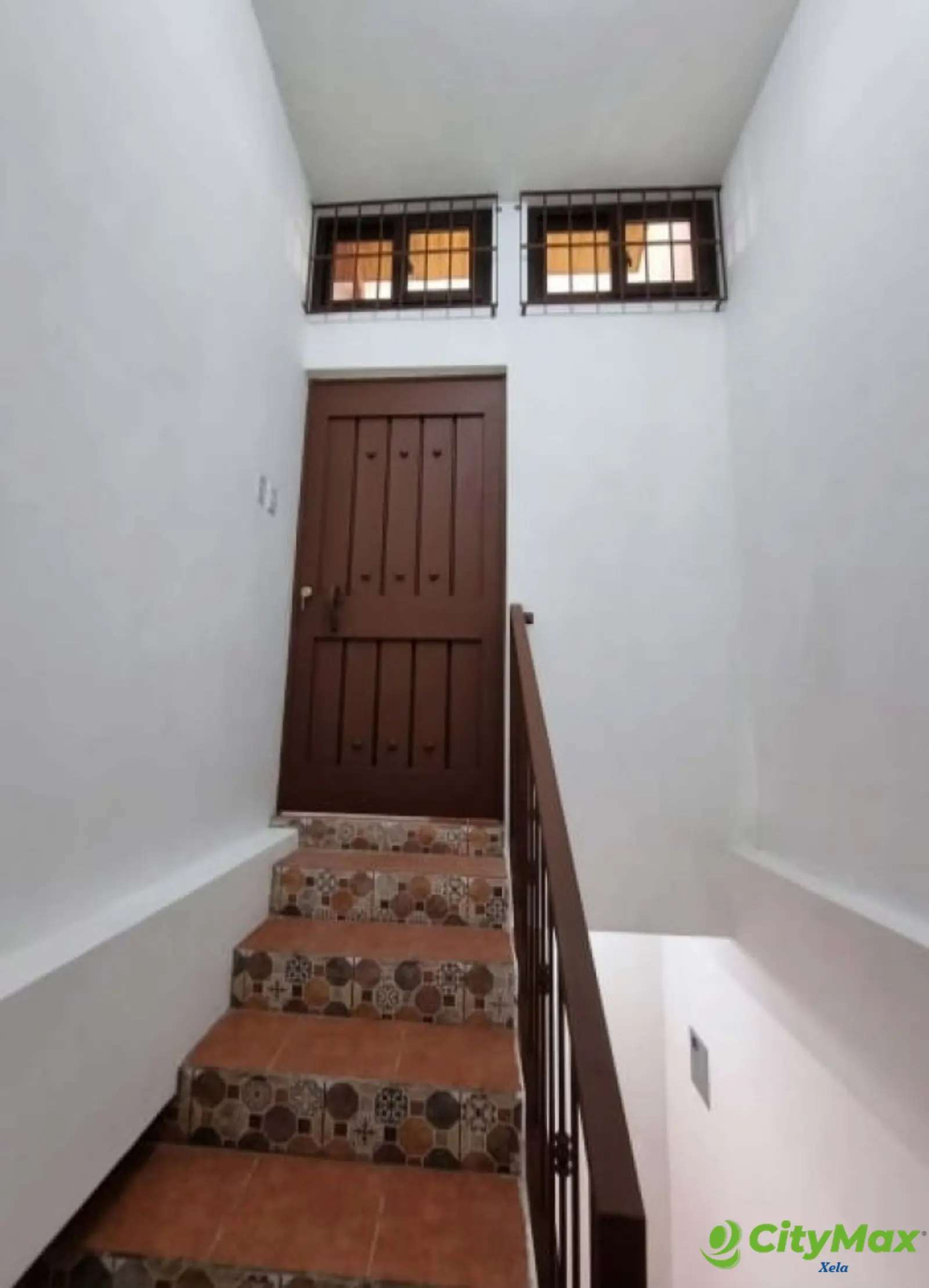 En Renta Edificio con locales comerciales Mazatenango - foto 7