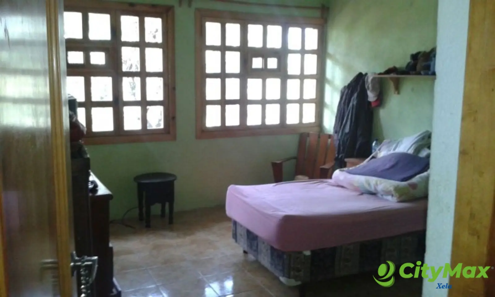 Edificio-Hotel en Venta en San Andrés Semetabaj - foto 18