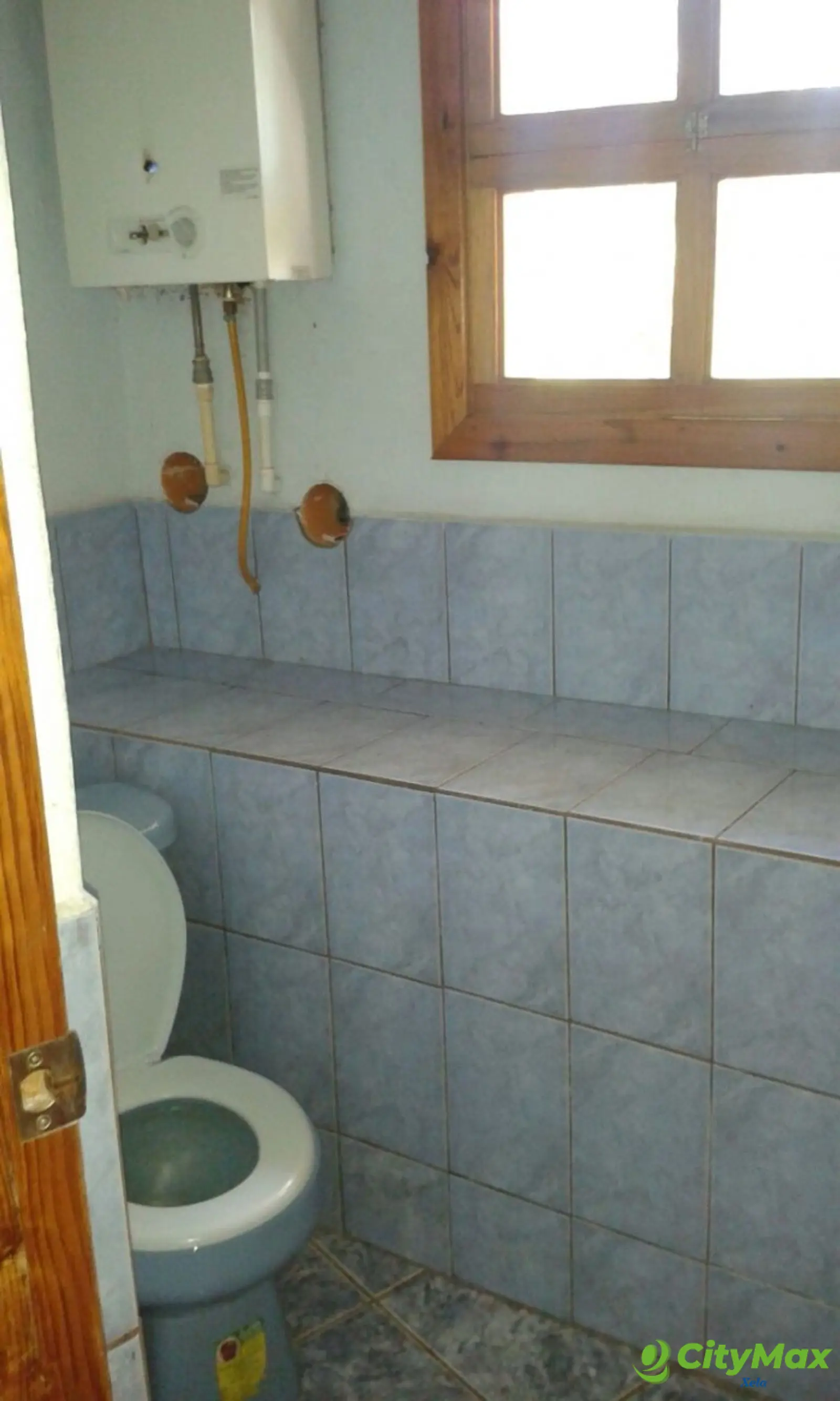 Edificio-Hotel en Venta en San Andrés Semetabaj - foto 22
